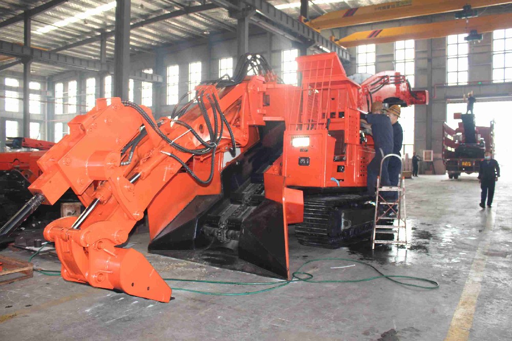 永力通扒渣機的工作原理與技術特點