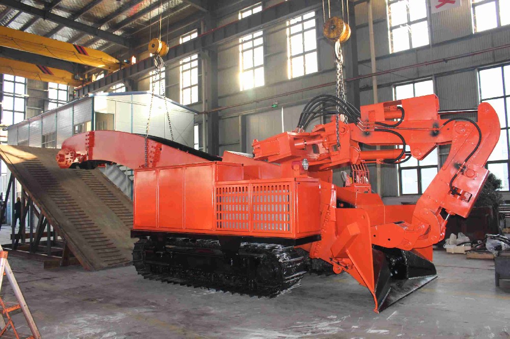 永力通扒渣機液壓系統維護技巧