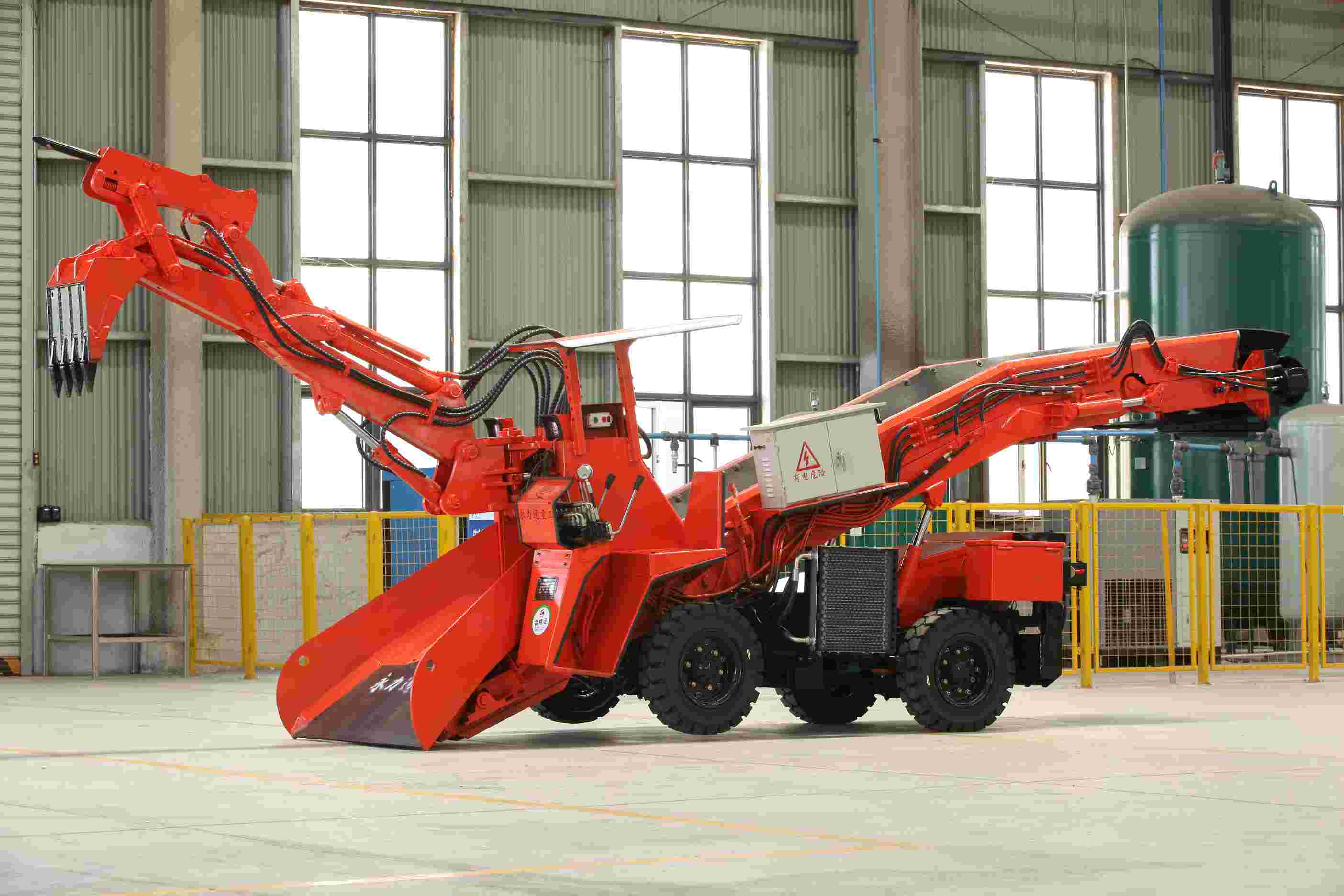 上饒井下扒渣機生產廠家,為鐵路工程提供支持?