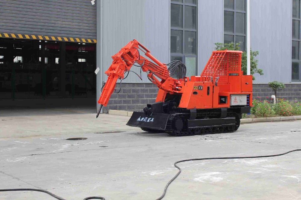 永力通扒渣機廠家實地考察：生產(chǎn)線實拍曝光
