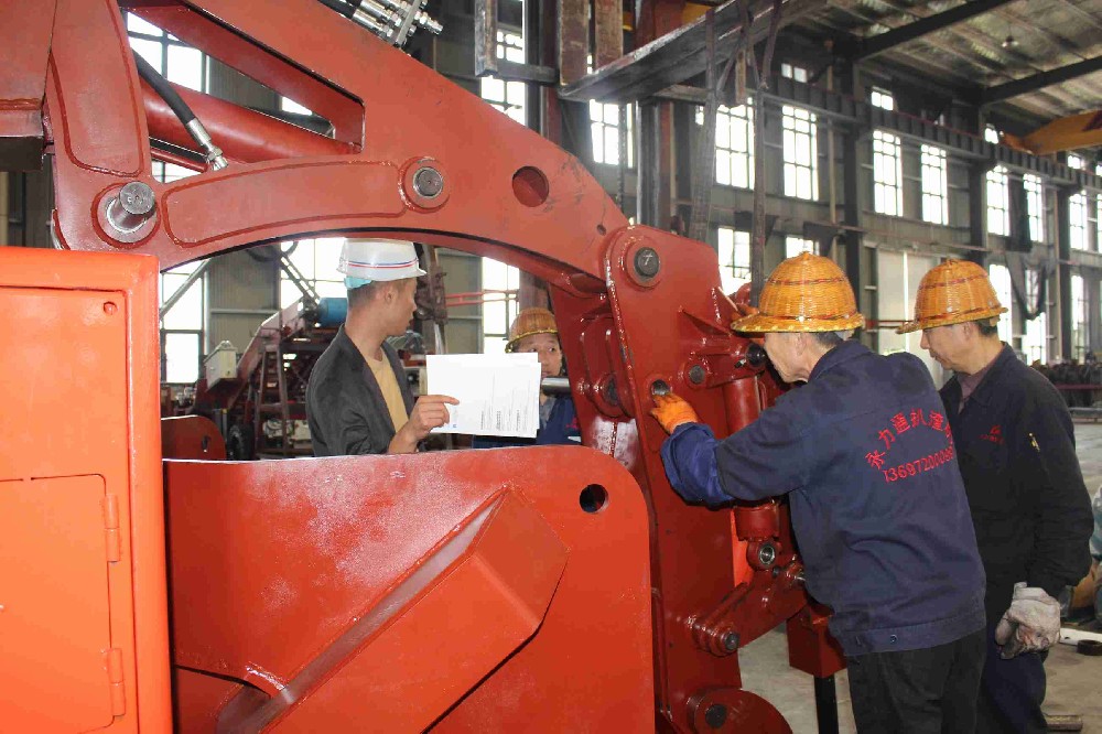 用戶實(shí)測：廣安2萬元小扒渣機(jī)使用半年后怎么樣？
