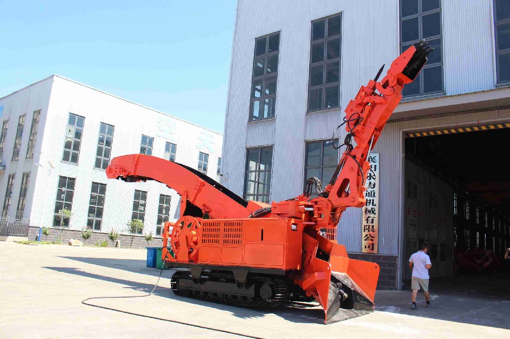 60型履帶式扒渣機適合哪些礦山作業？
