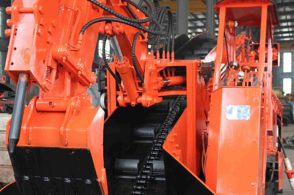 電動(dòng)扒渣機(jī)采購(gòu)指南：如何選擇高性?xún)r(jià)比機(jī)型？
