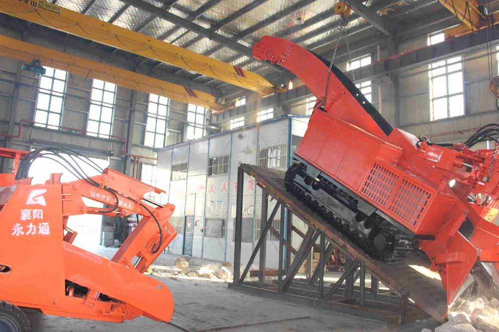 永力通機械扒渣機二手價：9成新僅售3萬！
