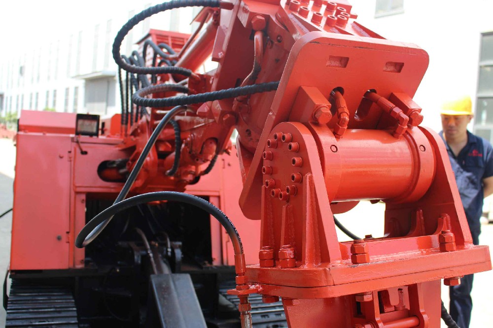 中山 80 履帶扒渣機排名，走進實力強勁品牌工廠
