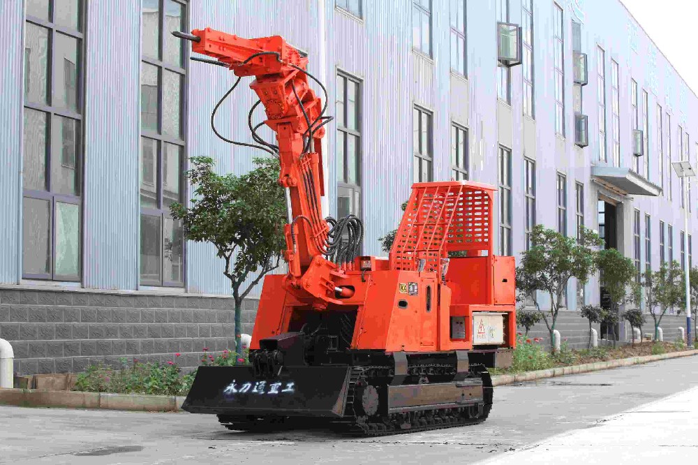 山東扒渣機廠家80型扒板式設備評測
