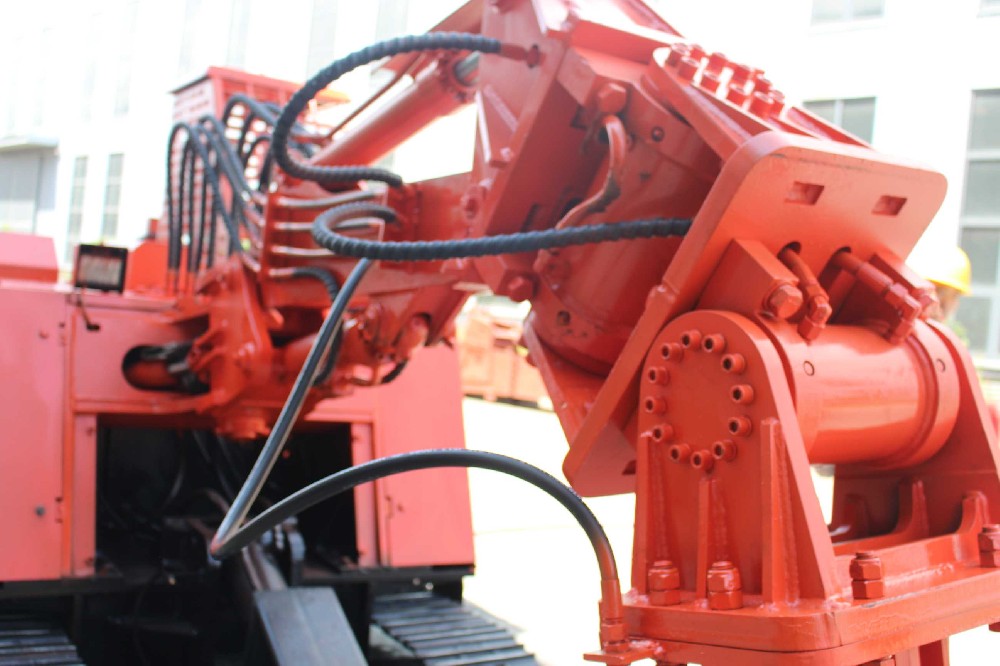 遵義扒渣機電機維修費用參考，省錢小妙招！
