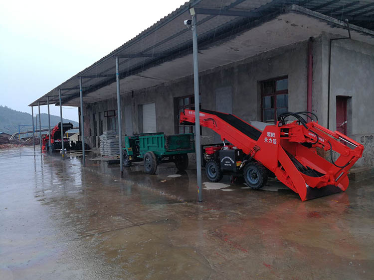 礦山井下專用扒渣機(jī).jpg 礦山井下專用扒渣機(jī).jpg